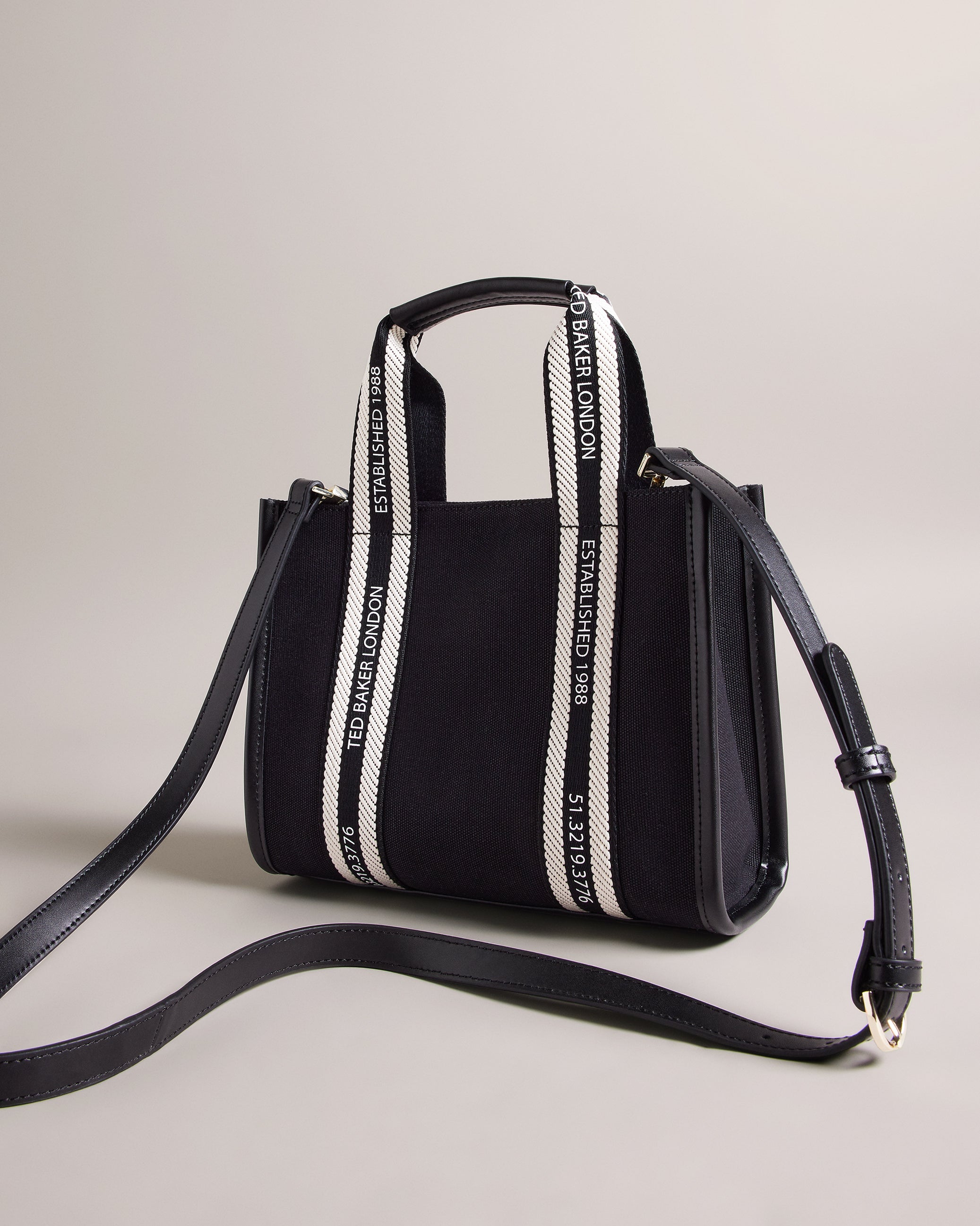 TED BAKER Darceyy Leather Cross Body Bag in Black | Endource
